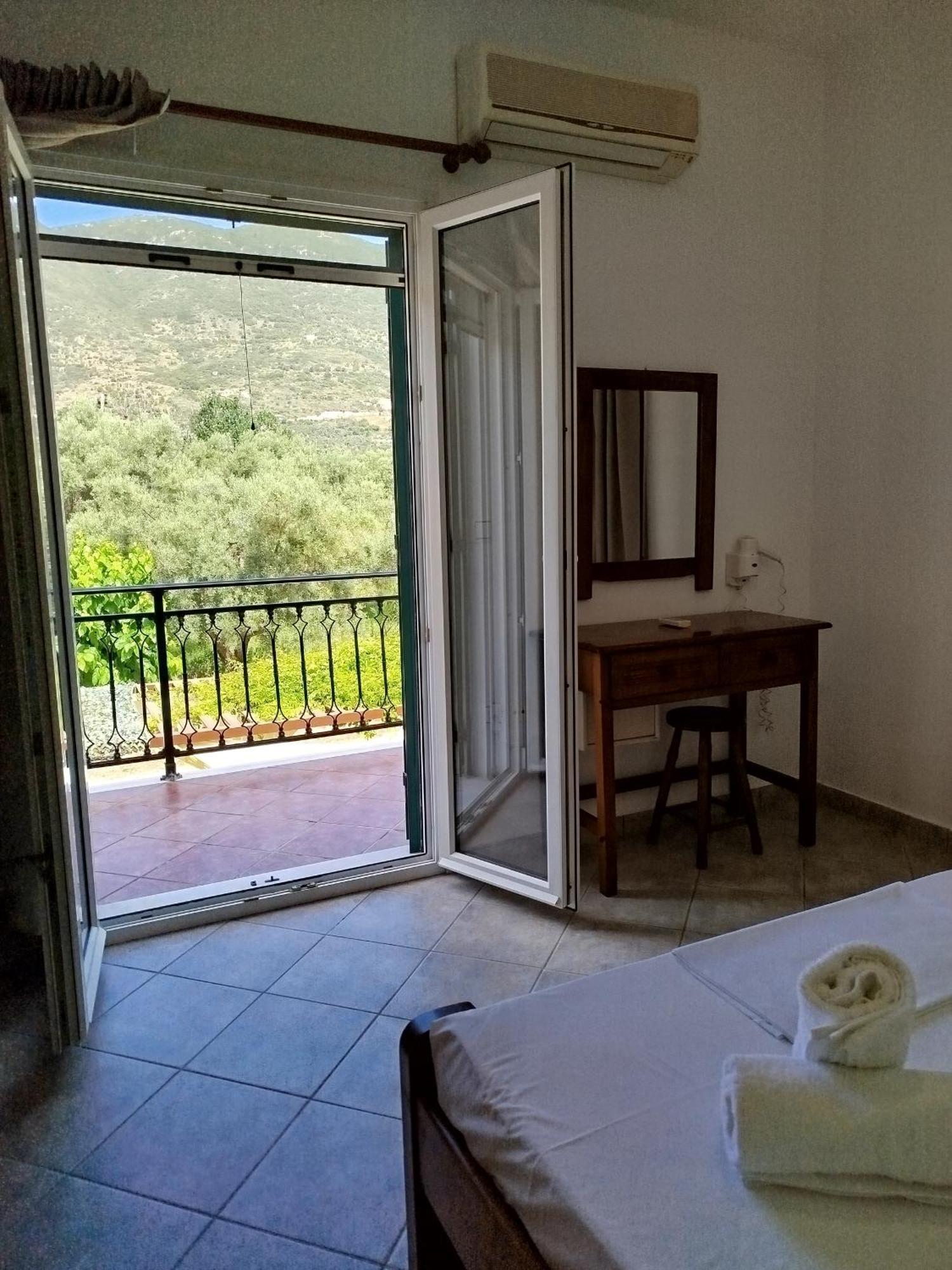 Riverside Αpartments Vasiliki  Luaran gambar